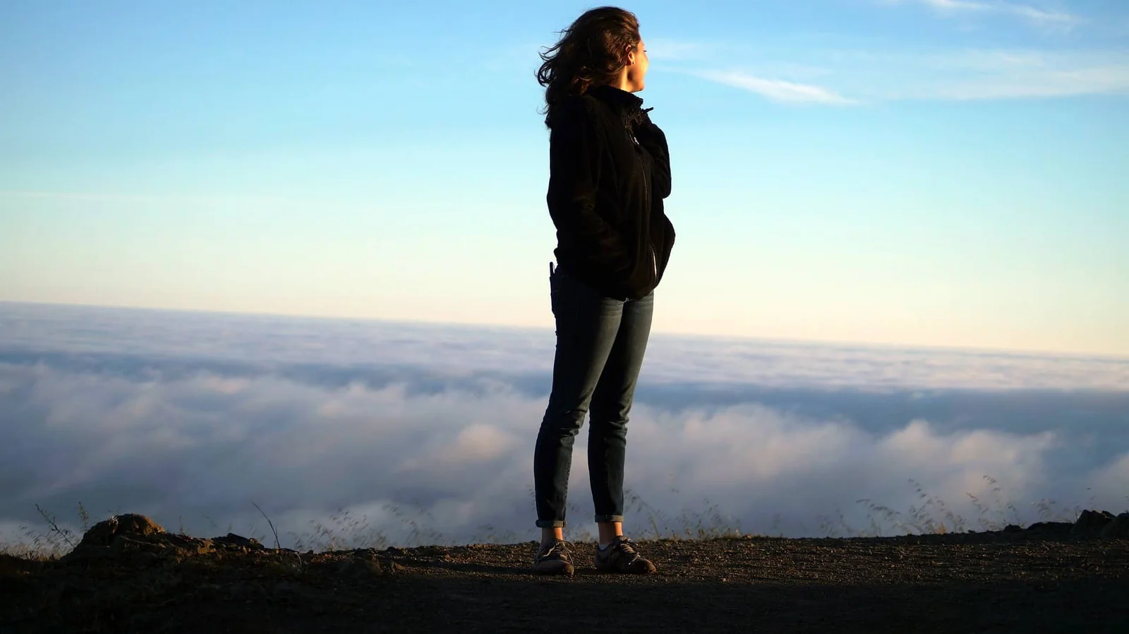 woman-1209866_1920